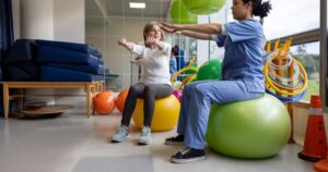 What is an occupational therapist​?
