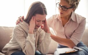 7 Signs It’s Time to Talk to a Licensed Therapist Instead of Handling Stress Alone